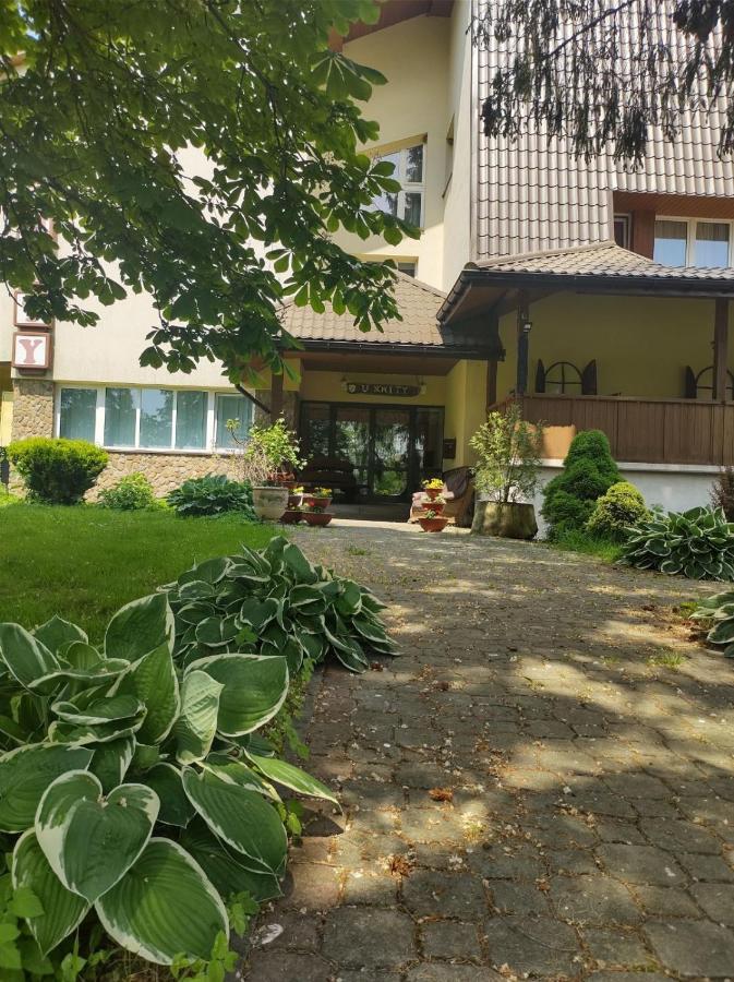 Zajazd U Kmity Postołów Buitenkant foto
