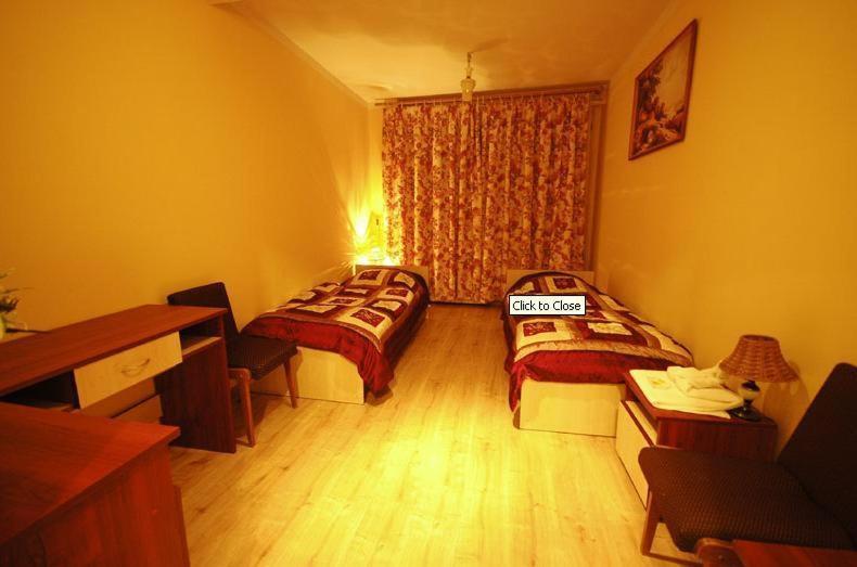 Zajazd U Kmity Postołów Kamer foto